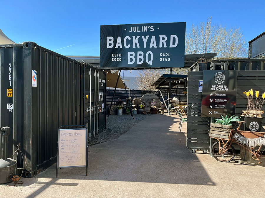Julins Backyard Barbecue